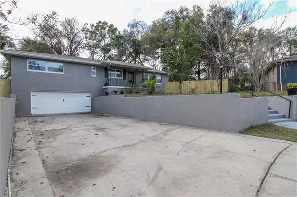 Apopka, FL 32712,300 HICKORY CT