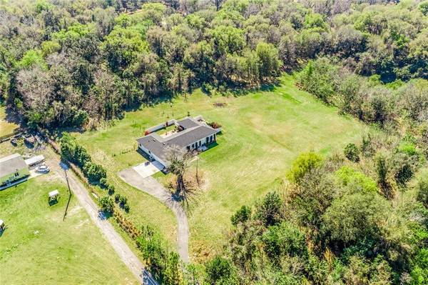 555 W OSCEOLA RD, Geneva, FL 32732