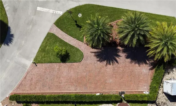 16360 CHERRY TREE CT #250, Clermont, FL 34714