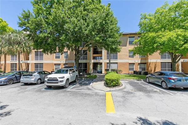 8915 LATREC AVE #2104, Orlando, FL 32819