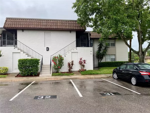 32 WINDTREE LN #204, Winter Garden, FL 34787