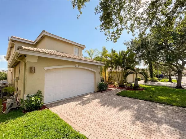 Greenacres, FL 33463,5026 NAUTICA LAKE CIR