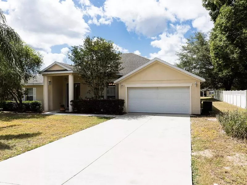 23550 OAK PRAIRIE CIR, Sorrento, FL 32776