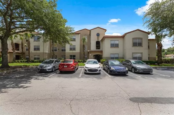 Altamonte Springs, FL 32714,832 CAMARGO WAY #210