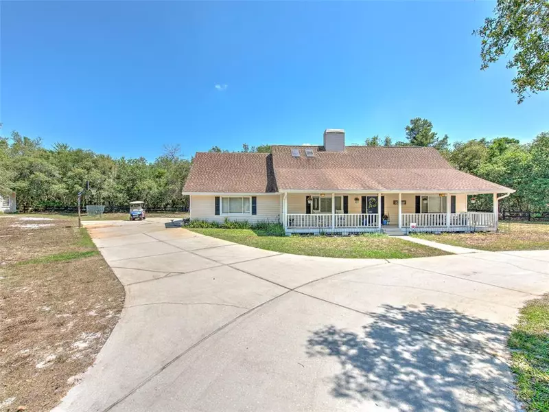 780 PINE HILL BLVD, Geneva, FL 32732