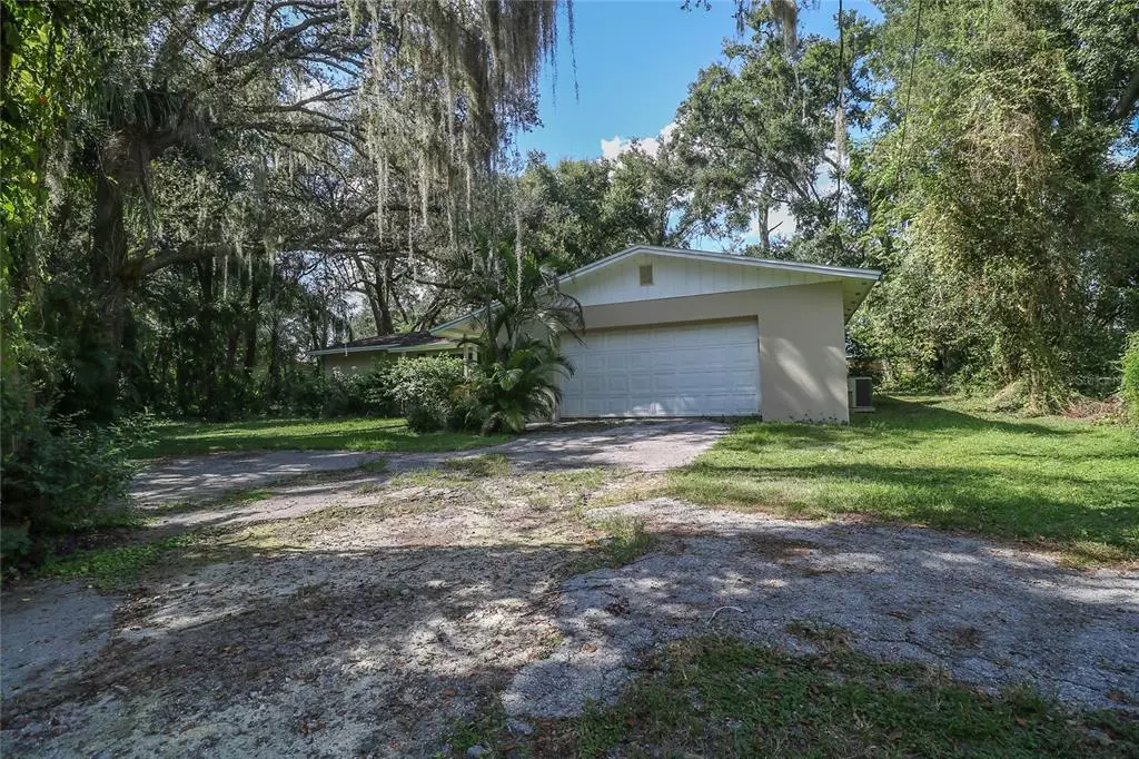 Altamonte Springs, FL 32701,607 OAKHURST STREET