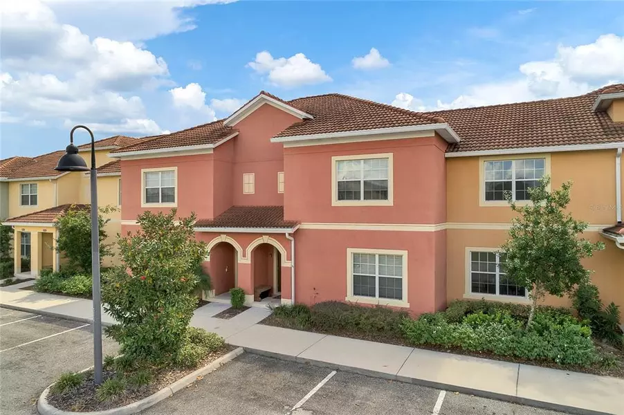 8942 MAJESTY PALM RD, Kissimmee, FL 34747