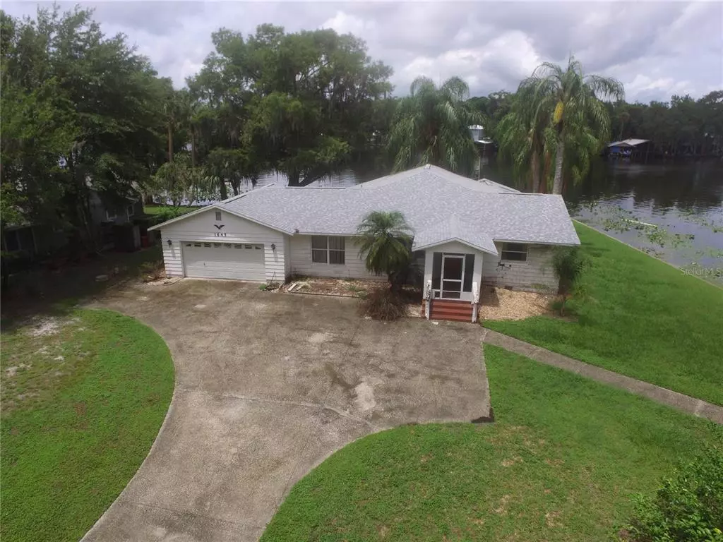 Astor, FL 32102,1645 SPRING GARDEN DR