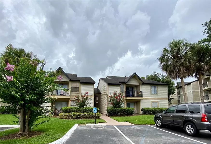 1924 LAKE ATRIUMS CIR #62, Orlando, FL 32839