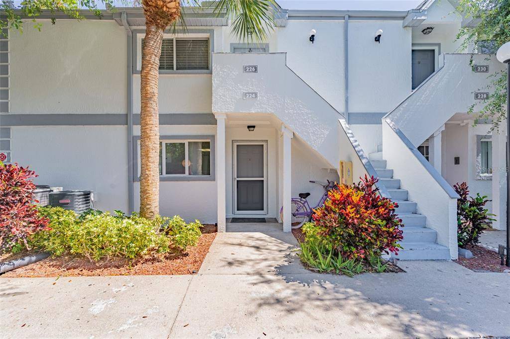 224 BEACH PARK LN #V77, Cape Canaveral, FL 32920