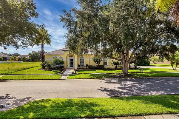 242 STRATHMORE CIR, Kissimmee, FL 34744