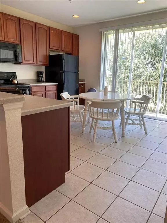 Orlando, FL 32819,5014 TIDEVIEW CIR #10