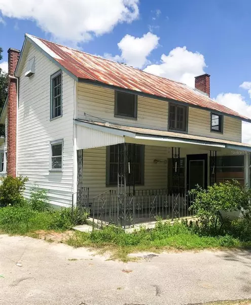 18700 RAVENSWOOD RD, Altoona, FL 32702