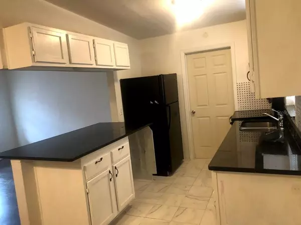 Orlando, FL 32808,6138 OAKCREST CIR