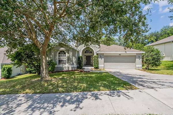 3694 FALLSCREST CIR, Clermont, FL 34711