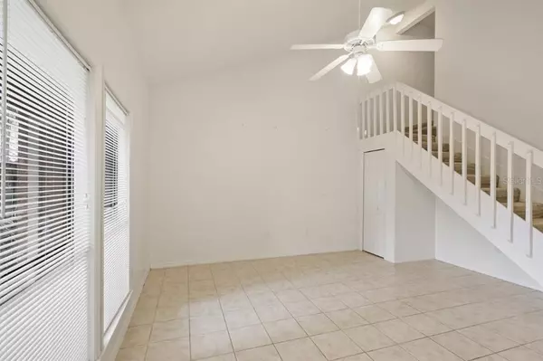 Winter Park, FL 32792,689 SAINT JOHNS CT #S