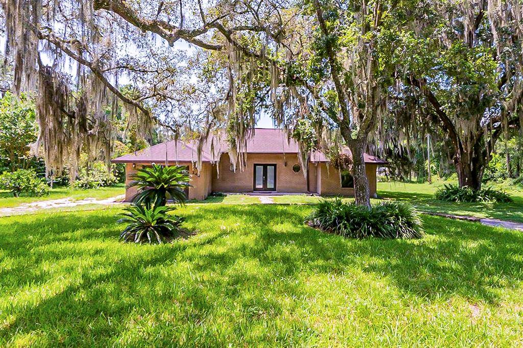 248 W MCCLENDON ST, Lady Lake, FL 32159
