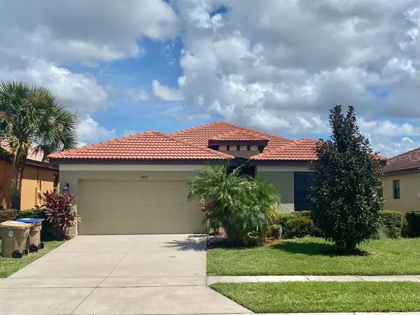 2907 CASABELLA DR, Kissimmee, FL 34744