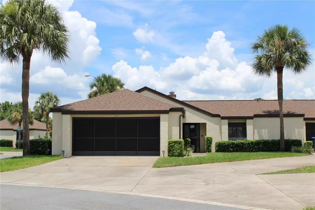 Tavares, FL 32778,1933 MAPLE CIR #33