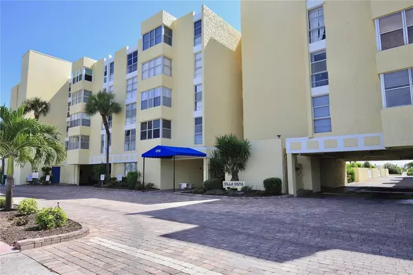 Cocoa Beach, FL 32931,4700 OCEAN BEACH BLVD #222