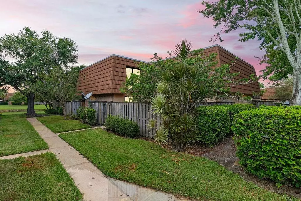 Orlando, FL 32811,5263 CORAL CT #632