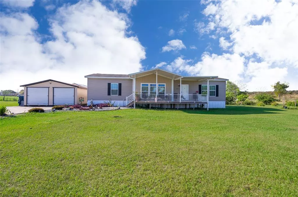 Haines City, FL 33844,401 HATCHINEHA RD