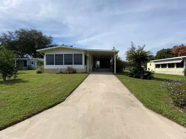 Zellwood, FL 32798,2142 S CITRUS CIR #1720