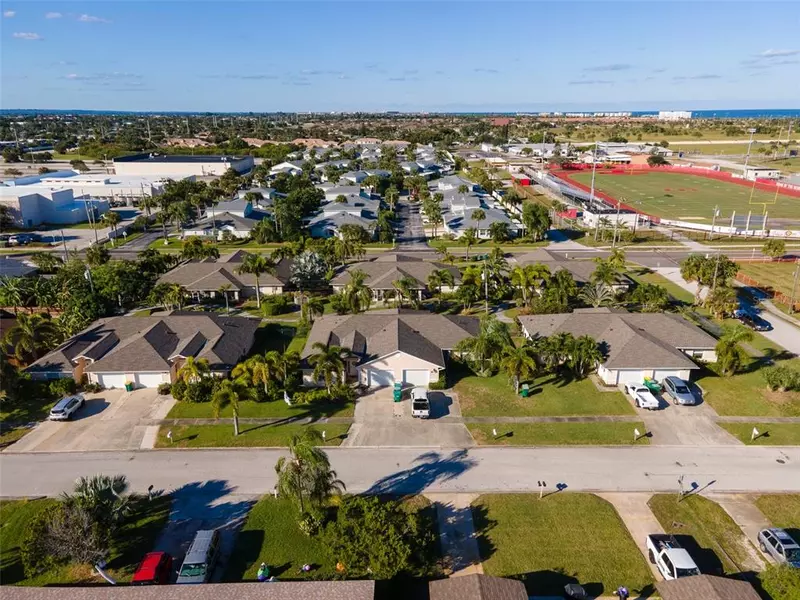 500 LEE AVE, Satellite Beach, FL 32937