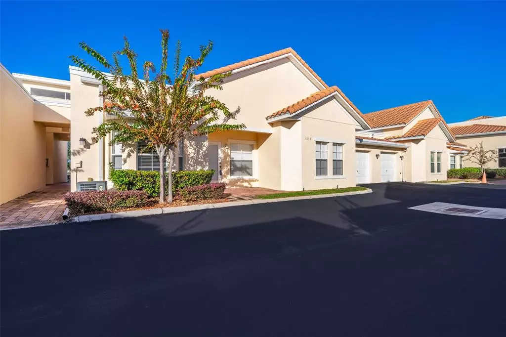 Tavares, FL 32778,1059 DAVID WALKER DR #F-3