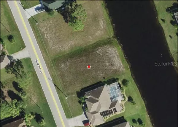 Rotonda West, FL 33947,805 ROTONDA CIR