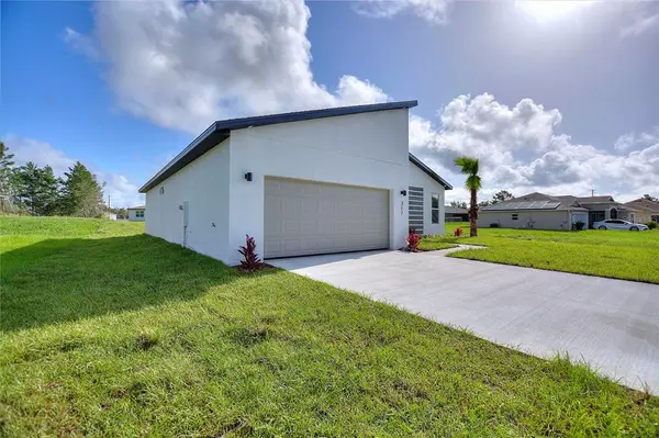 Poinciana, FL 34759,290 ELM CT