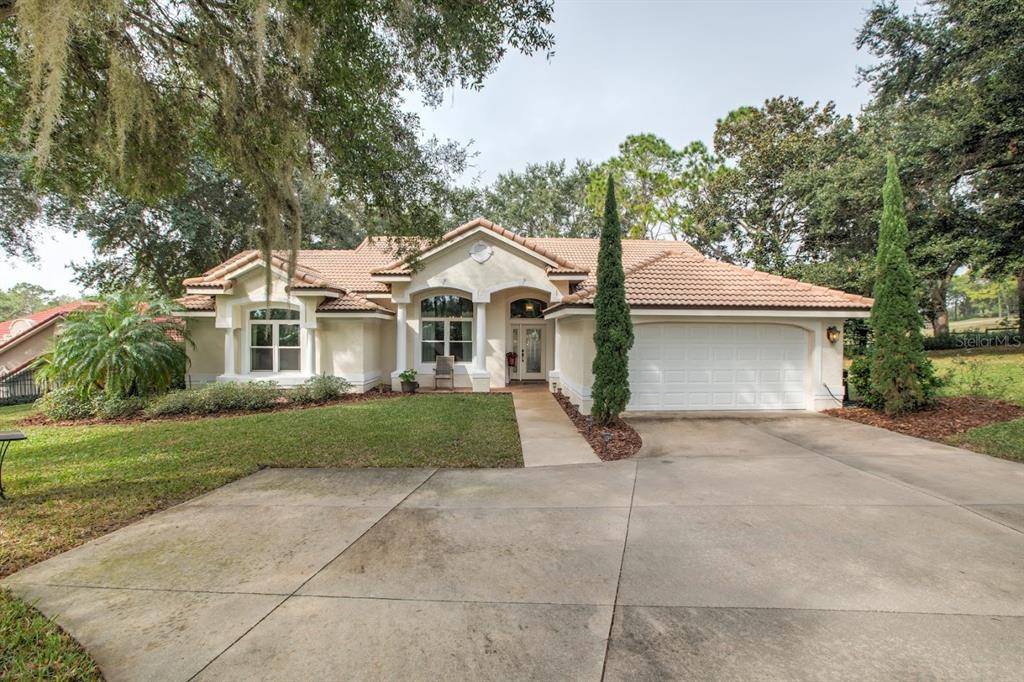 118 W MAGNOLIA AVE, Howey In The Hills, FL 34737