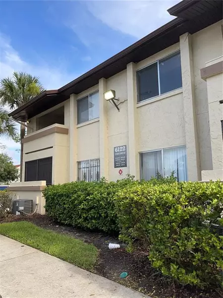 6122 CURRY FORD RD #242, Orlando, FL 32822