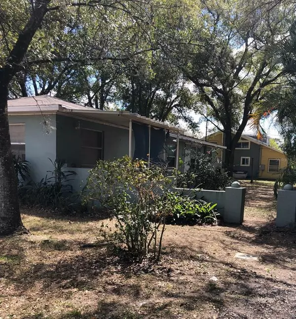 Minneola, FL 34715,300 S DISSTON AVE S #AD