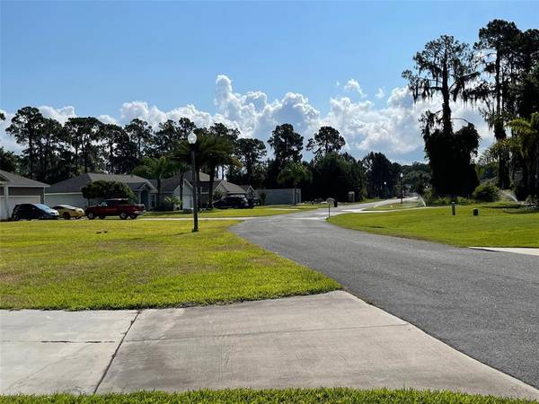 12021 EAGLE POINT CT, Leesburg, FL 34788