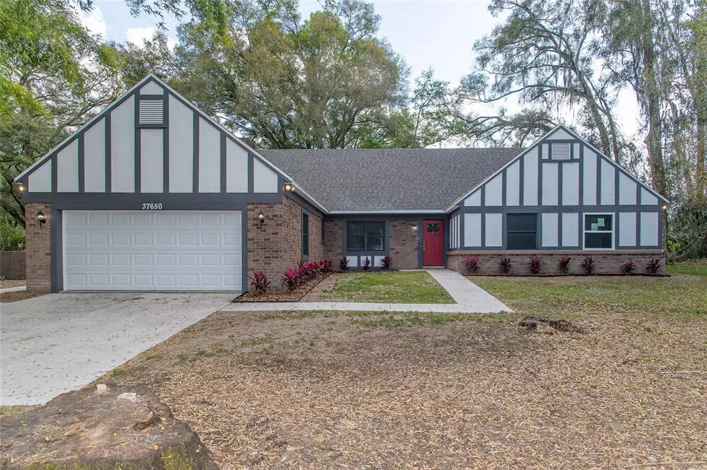 Dade City, FL 33523,37650 FARR RD