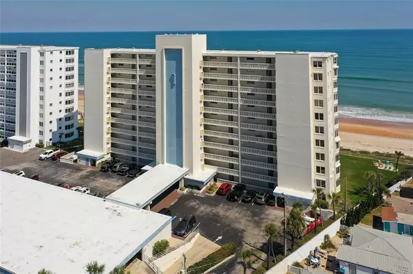 Ormond Beach, FL 32176,1133 OCEAN SHORE BLVD #207