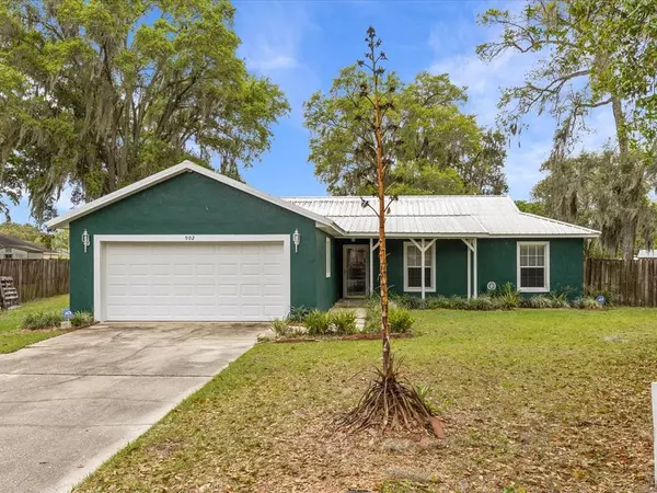 902 ENGLISH OAKS CT, Kissimmee, FL 34744