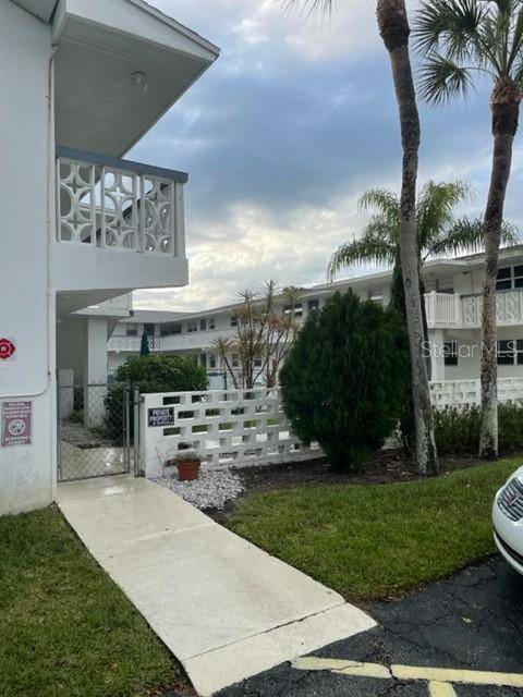 8521 CANAVERAL BLVD #17, Cape Canaveral, FL 32920