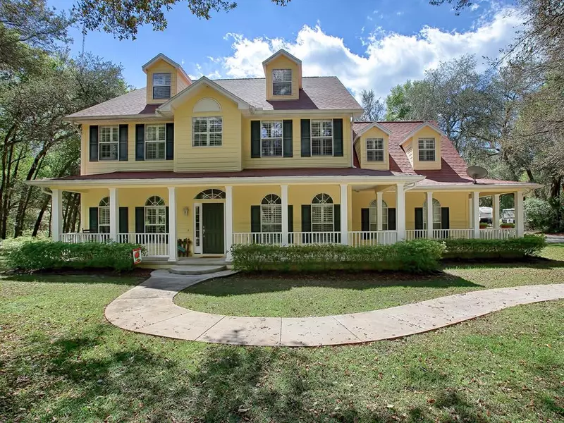 4200 JOSLYN LN, Lady Lake, FL 32159
