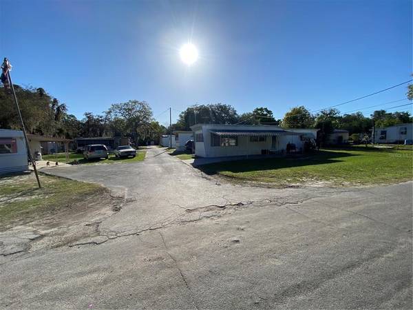 1335 BELL AVE, Lakeland, FL 33805