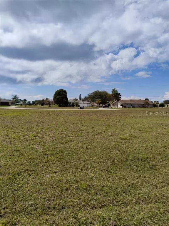 Punta Gorda, FL 33955,17336 OPHIR LN