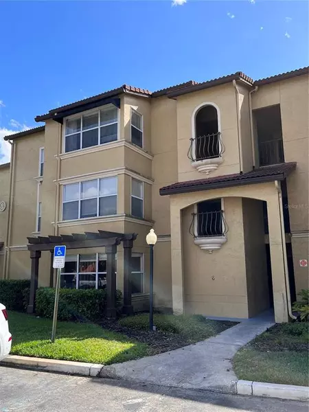 5132 CONROY ROAD #9-21, Orlando, FL 32811