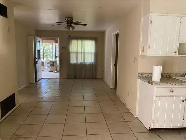 Fruitland Park, FL 34731,809 PLUMOSA AVE