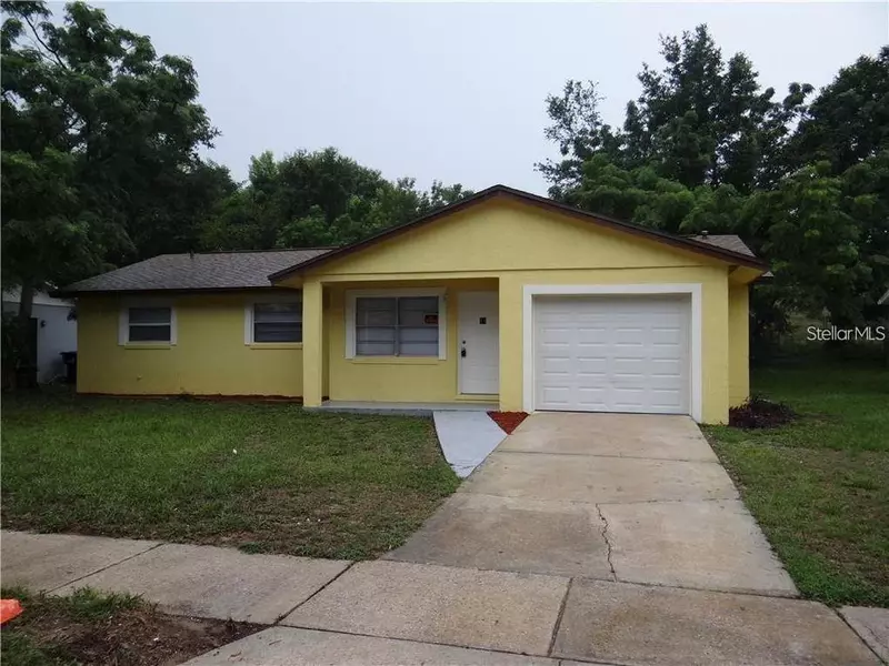 14 W HAMMON DR, Apopka, FL 32703