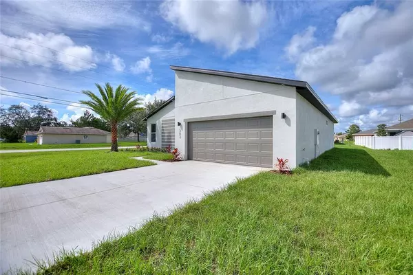 Poinciana, FL 34759,104 ORCHID CT