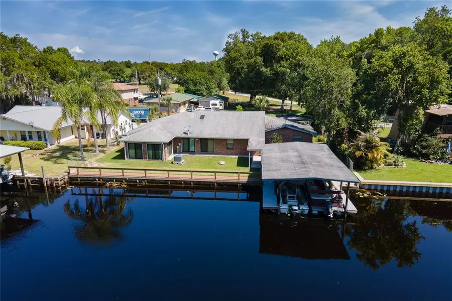 1511 RIVEREDGE CT, Astor, FL 32102