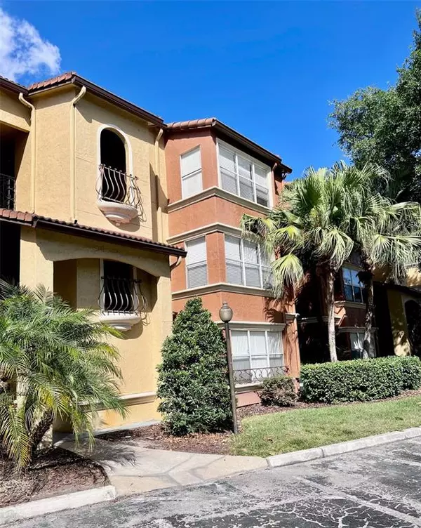 5124 CONROY RD #34, Orlando, FL 32811