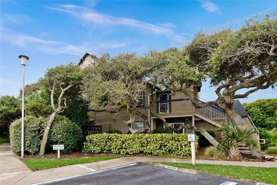 4240 SUN VILLAGE CT #120, New Smyrna Beach, FL 32169