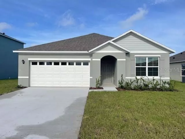 1982 HENIN CIR, Tavares, FL 32778